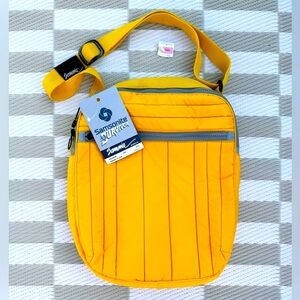 VINTAGE Samsonite The Survivor Series 95 Sammie Shoulder Bag in Citrus